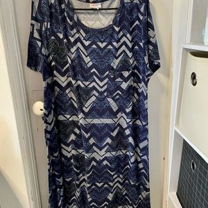 🔥2/$25🔥 XL Carly Lularoe. Blue Aztec designs.